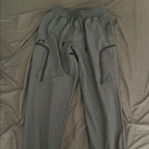 Under Armour Men's Gray Athletic Pants